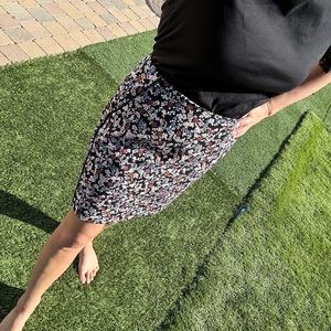 MWT Loft Floral Skirt Size 4 Women’s